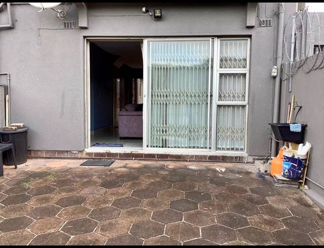 3 BEDROOM APARTMENT FOR SALE IN RESERVOIR HILLS
